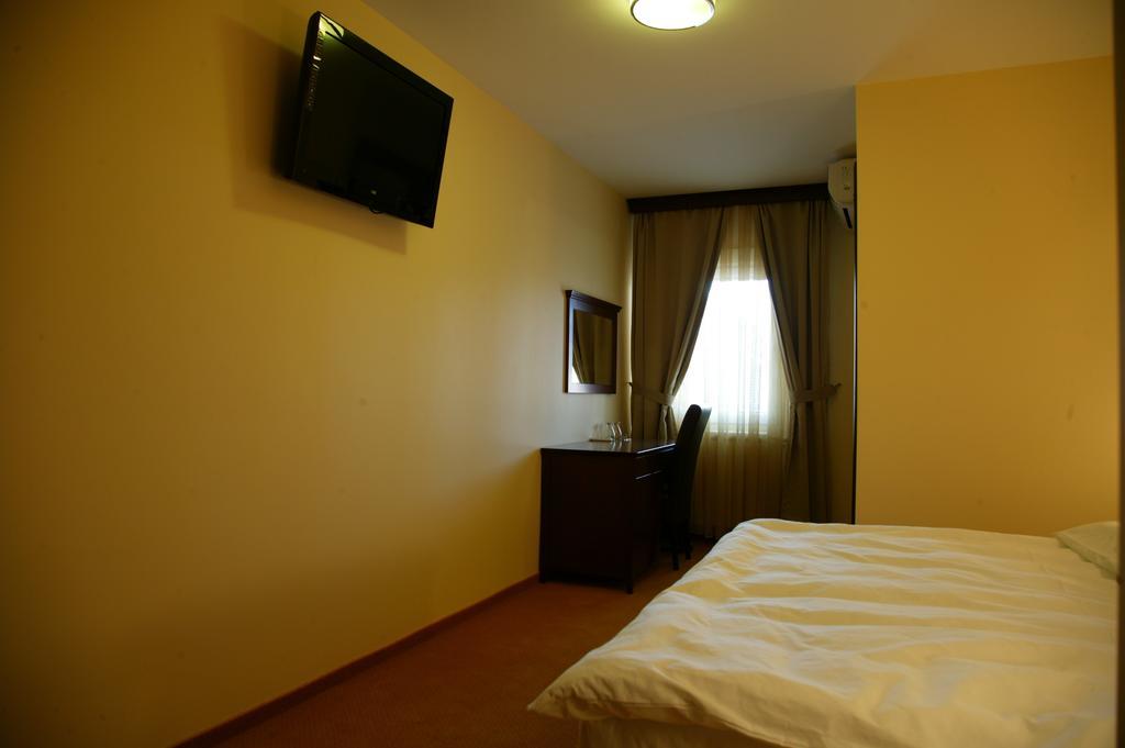 Garni Hotel Contact Belgrado Habitación foto