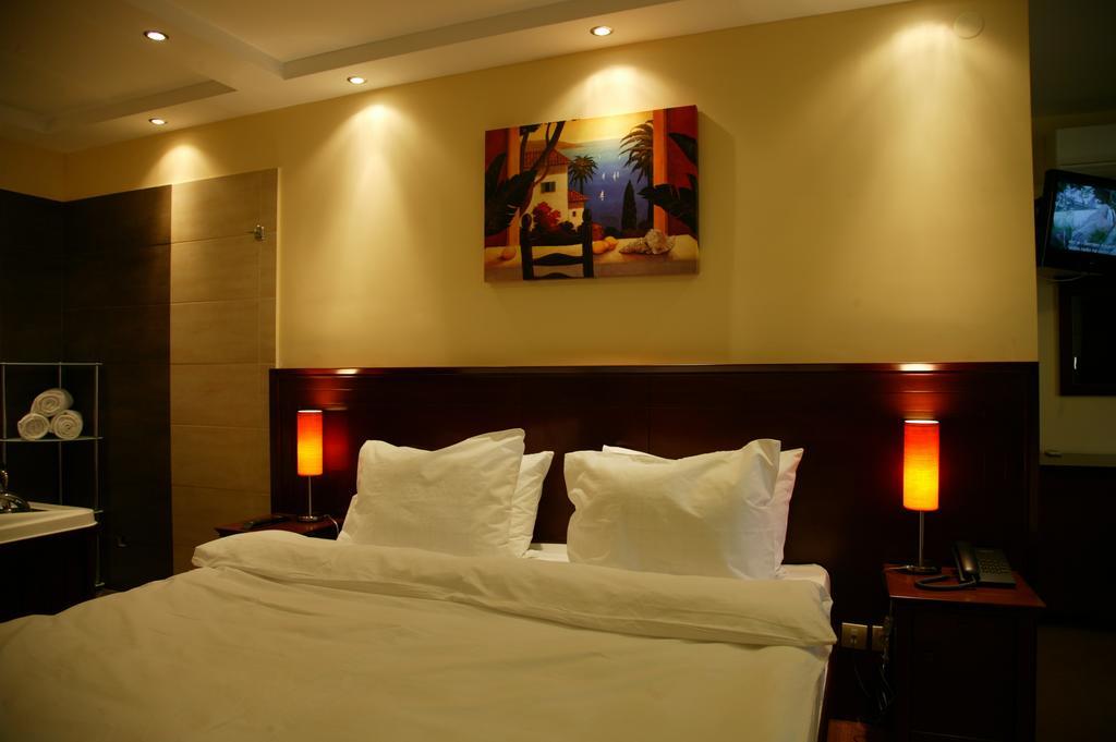 Garni Hotel Contact Belgrado Habitación foto