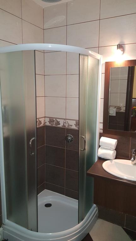 Garni Hotel Contact Belgrado Exterior foto